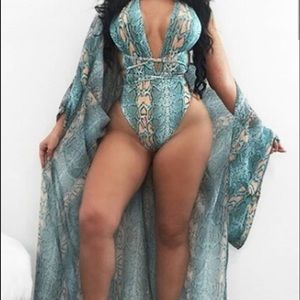 Brand new swimsuit w/coverup